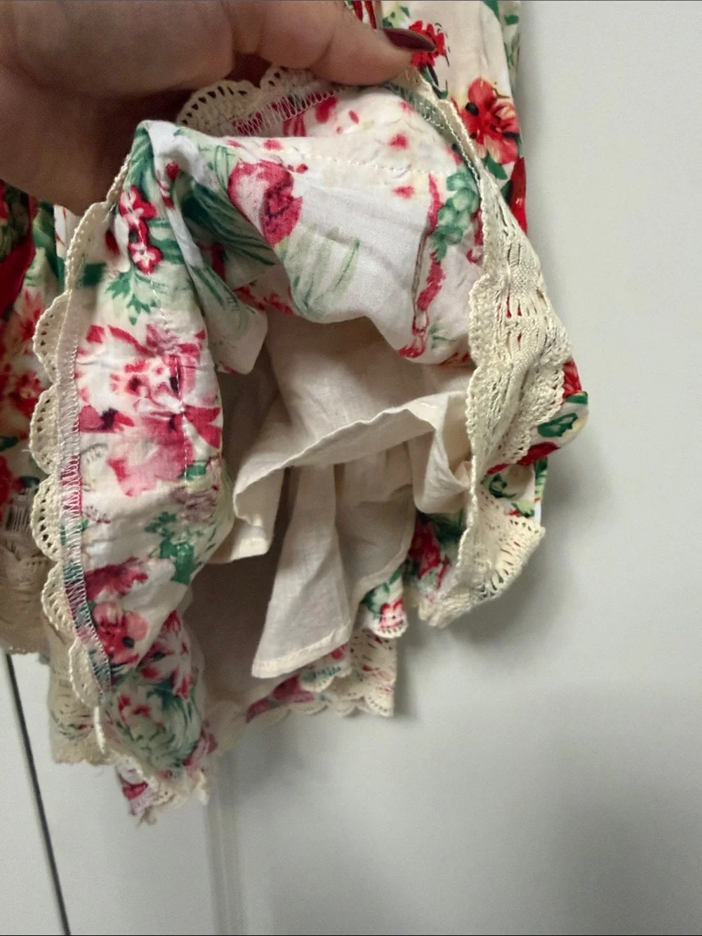PAPER HEART Floral Lace-Trim Romper in Cream, Red & Green SZ 8